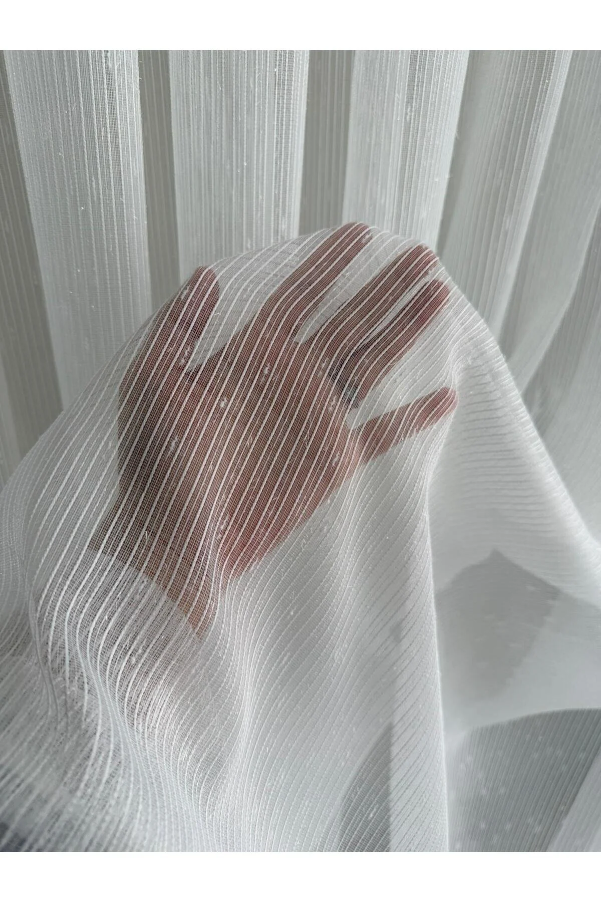 Nazlı Esintisi Tül Perde